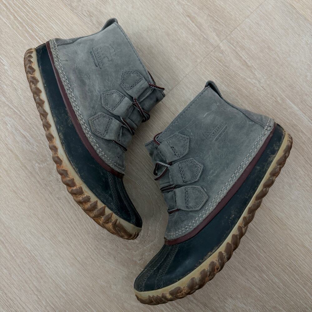 Women’s Sorel Out ‘N About Waterproof Duck Snow Winter Boots Size 7 - Picture 2 of 9